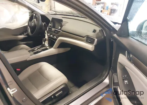 2018 Honda Accord Ex-L z USA, uszkodzony, nr VIN 1HGCV1F57JA055954